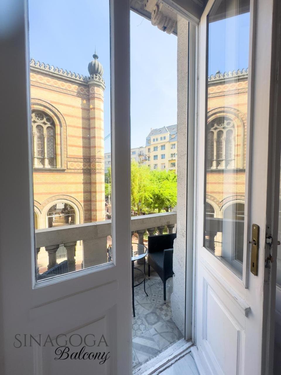 Jacuzzi Sinagoga View Apartment Budapest Exterior photo